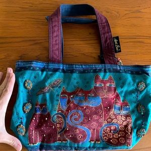 Laurel Burch Canvas tote with zipper top.